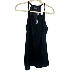 Madison Mathews Black Velvet Halter Top NWT Sz. S